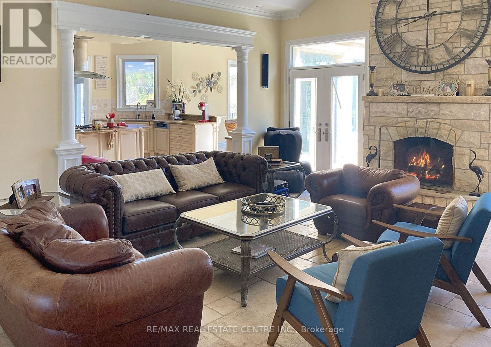 16282 27 Side Road, Halton Hills (Rural Halton Hills), Ontario  L0P 1N0 - Photo 10 - W12424452