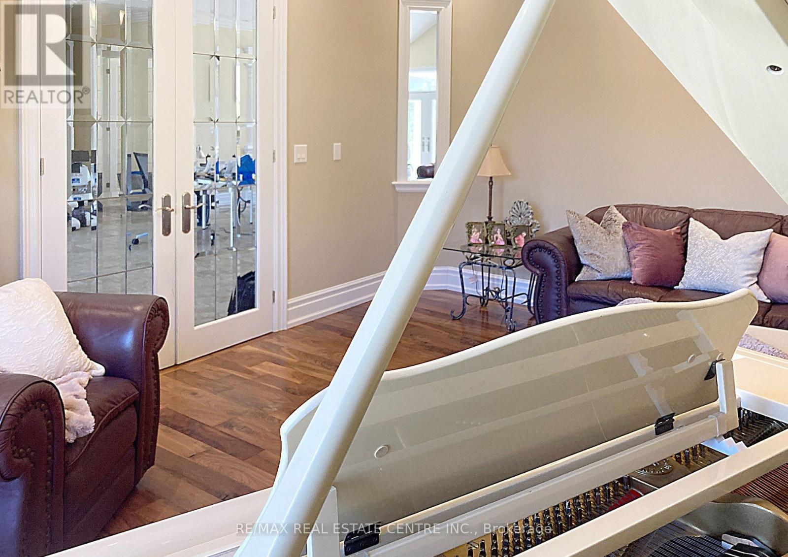 16282 27 Side Road, Halton Hills (Rural Halton Hills), Ontario  L0P 1N0 - Photo 23 - W12424452