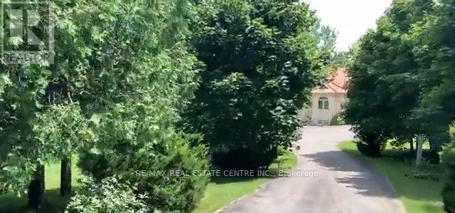 16282 27 Side Road, Halton Hills (Rural Halton Hills), Ontario  L0P 1N0 - Photo 36 - W12424452