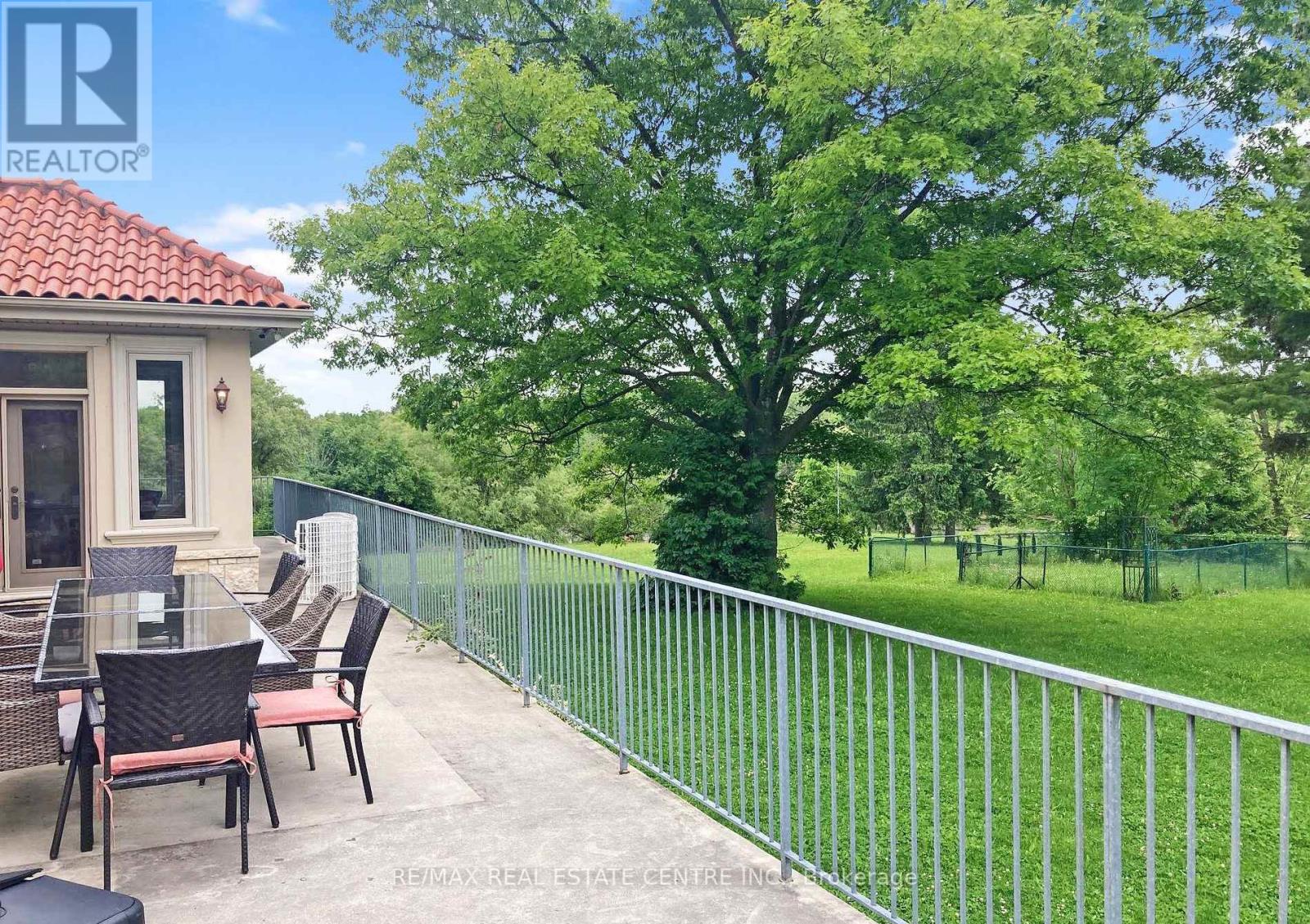 16282 27 Side Road, Halton Hills (Rural Halton Hills), Ontario  L0P 1N0 - Photo 8 - W12424452