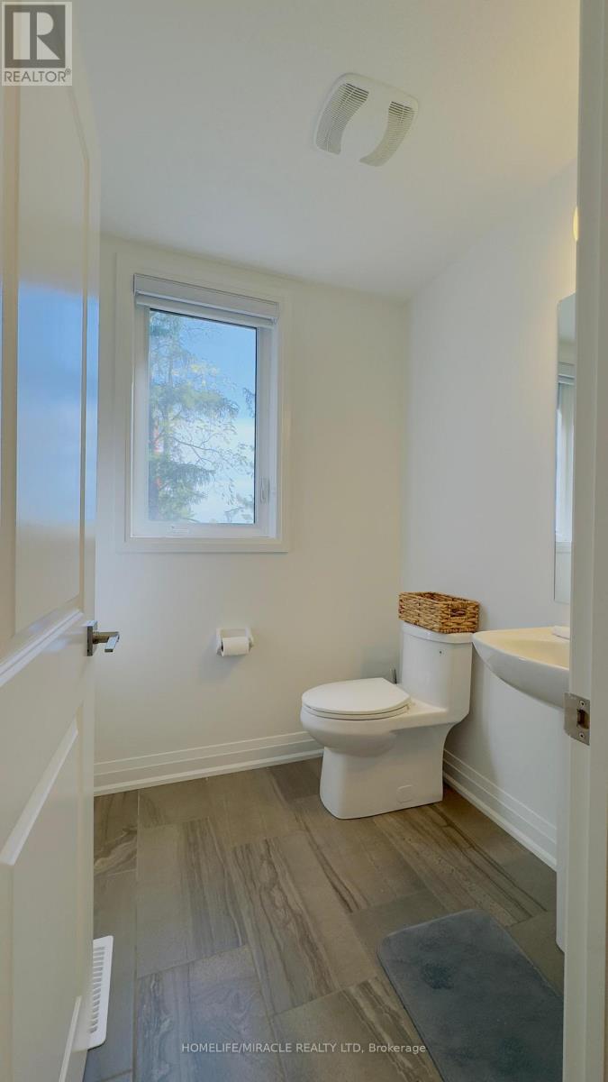 9 Briar Court, Halton Hills (Georgetown), Ontario  L7G 0P5 - Photo 30 - W12425734