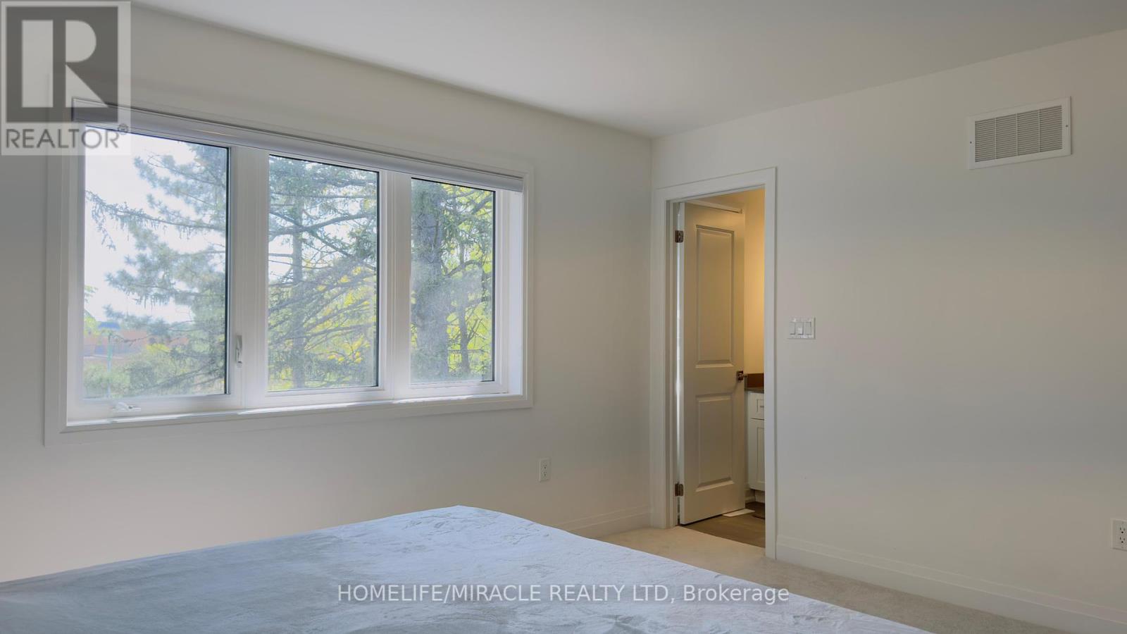 9 Briar Court, Halton Hills (Georgetown), Ontario  L7G 0P5 - Photo 9 - W12425734