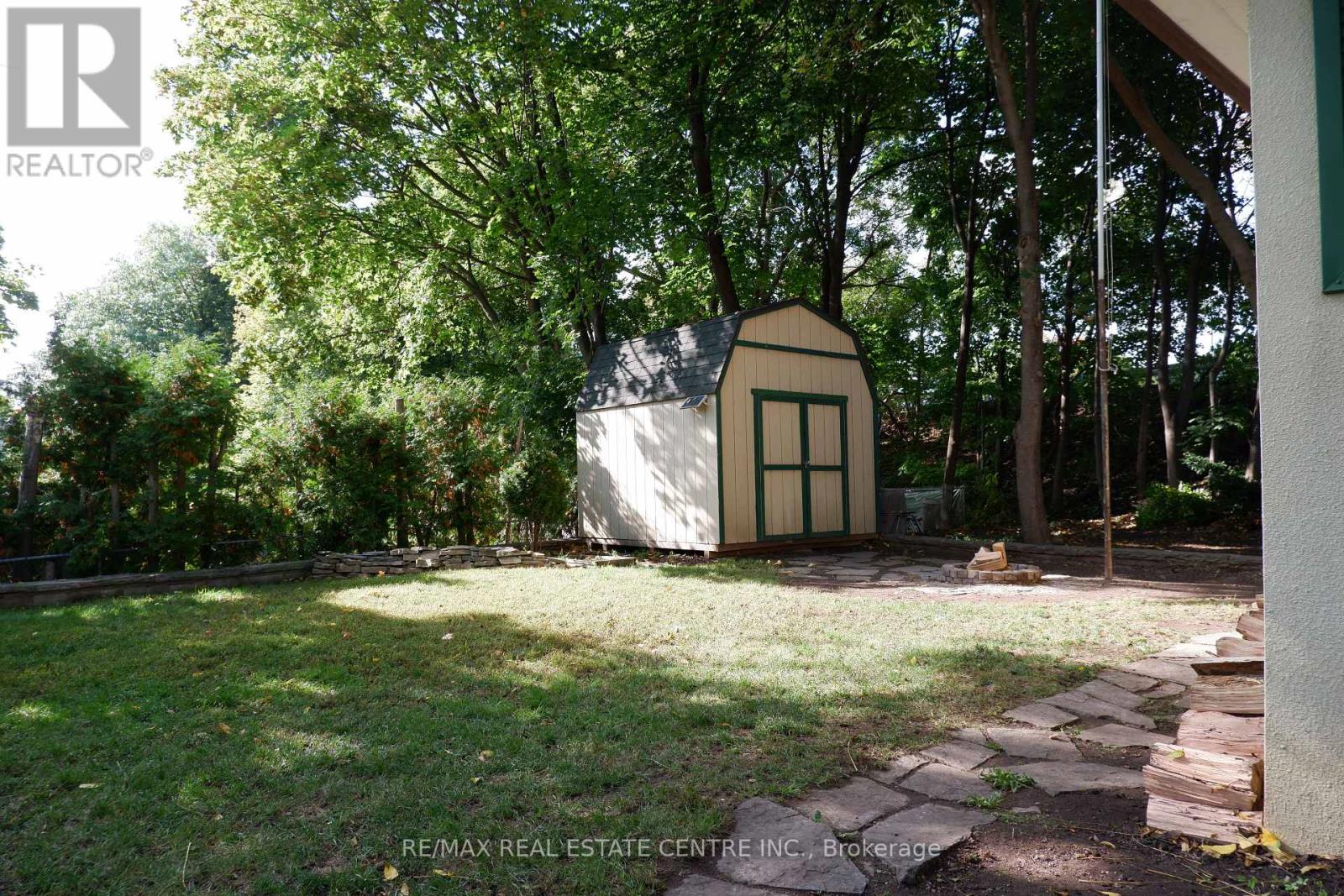 33 King Street, Halton Hills (Georgetown), Ontario  L7G 2G9 - Photo 20 - W12428082