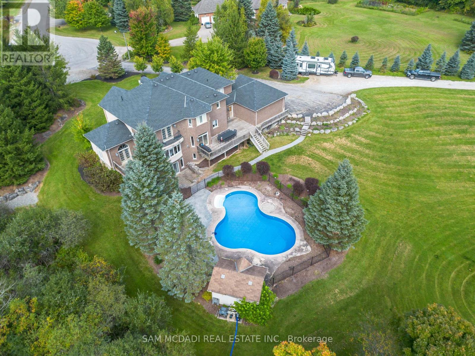 11170 Menzies Court, Milton (Brookville/haltonville), Ontario  L0P 1B0 - Photo 36 - W12429274