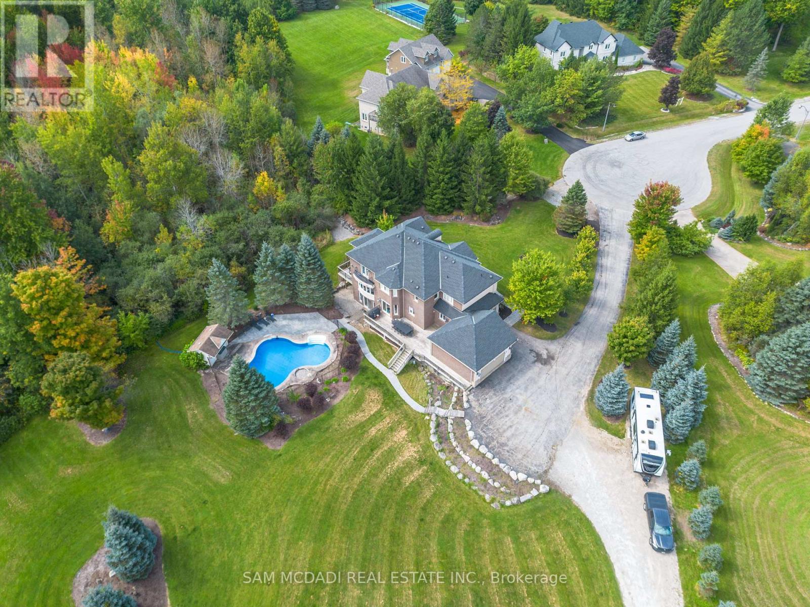 11170 Menzies Court, Milton (Brookville/haltonville), Ontario  L0P 1B0 - Photo 38 - W12429274