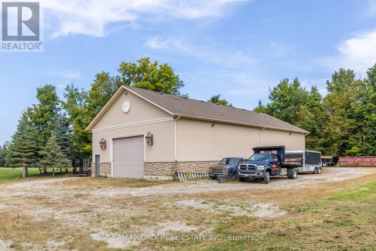 11170 Menzies Court, Milton (Brookville/haltonville), Ontario  L0P 1B0 - Photo 45 - W12429274