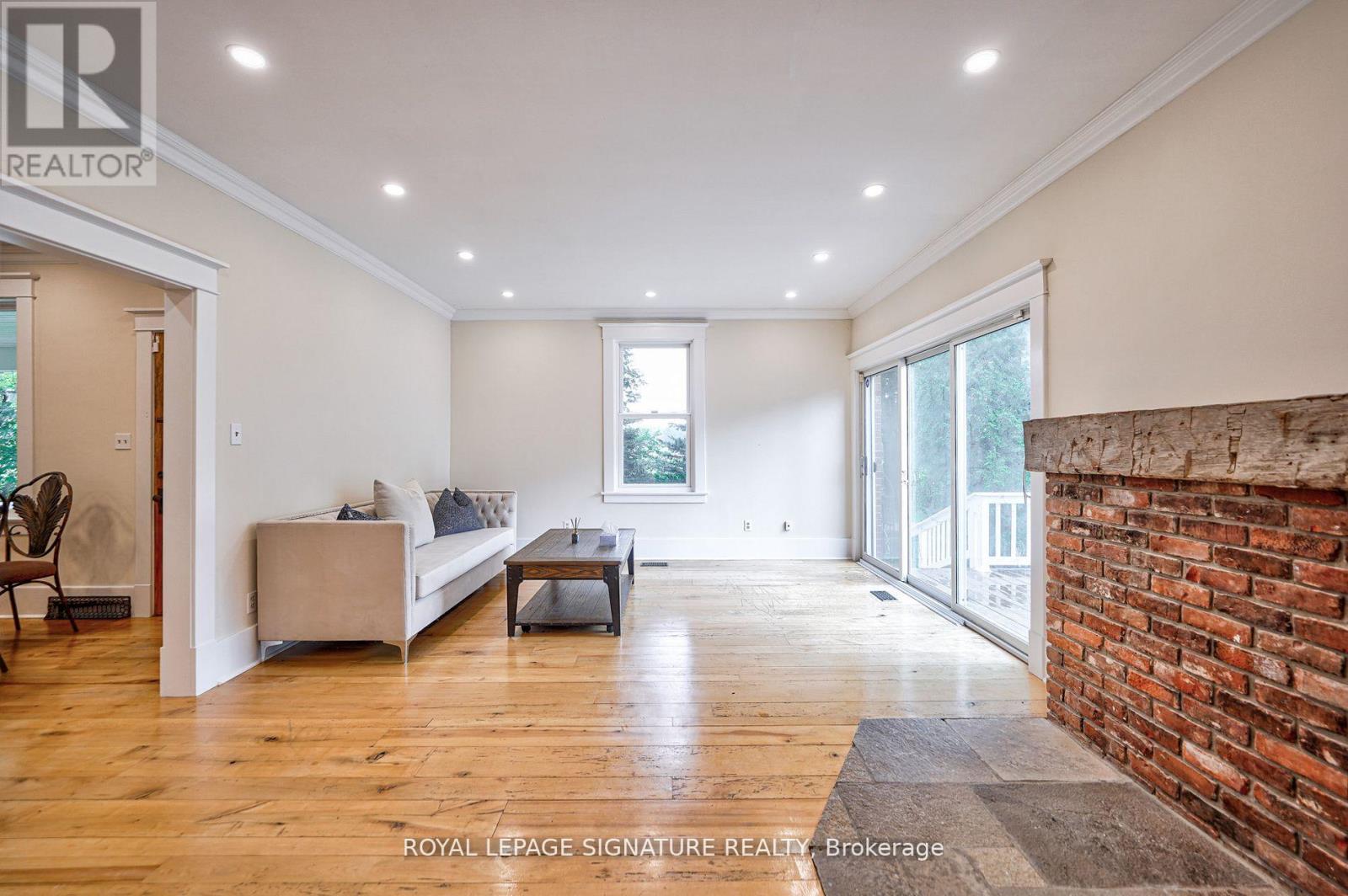 424 8th Concession Road E, Hamilton, Ontario  L0P 1B0 - Photo 12 - X12430053