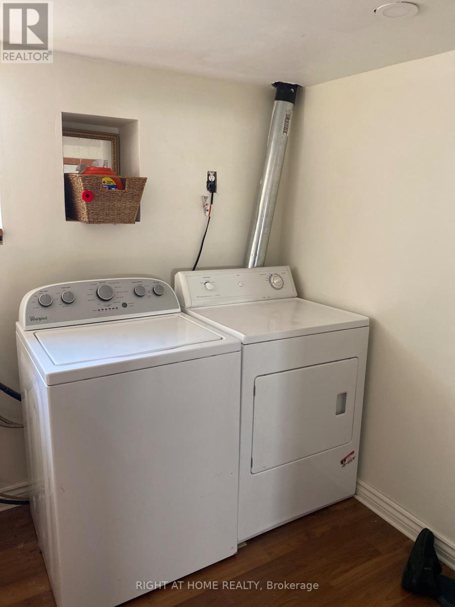 51 Frederick Street S, Halton Hills (Ac Acton), Ontario  L7J 2B9 - Photo 13 - W12430463