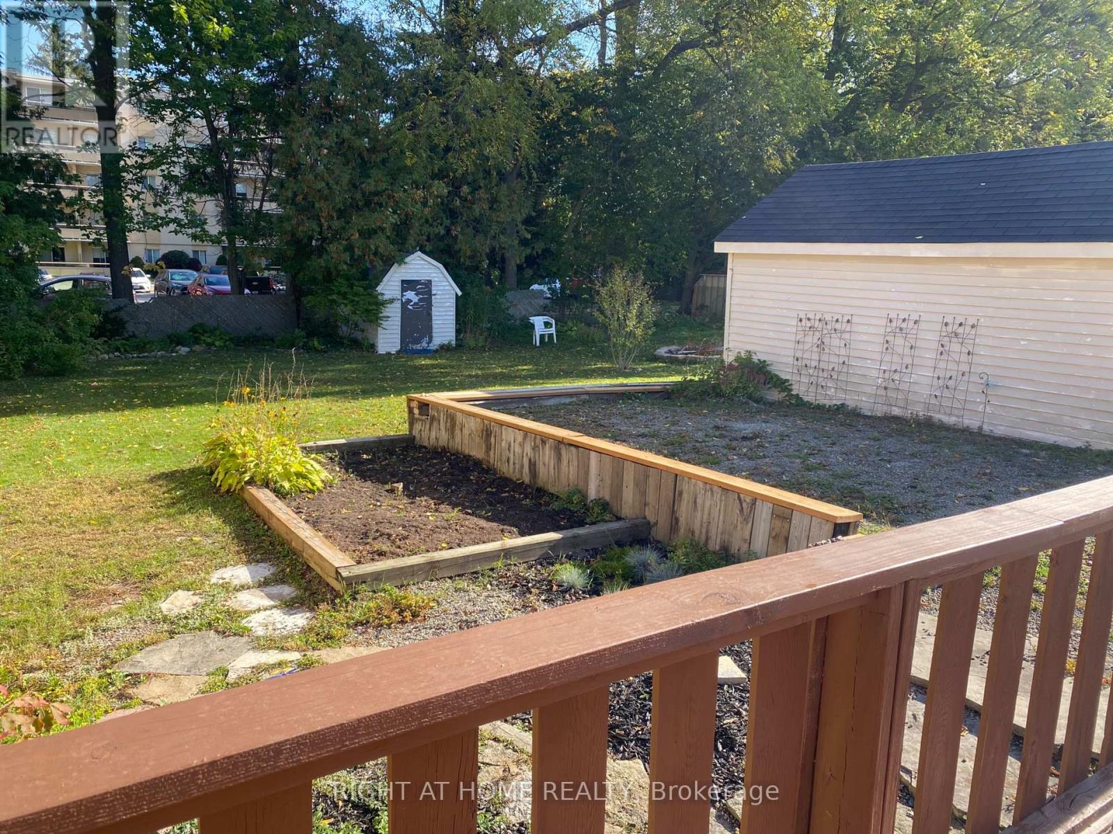 51 Frederick Street S, Halton Hills (Ac Acton), Ontario  L7J 2B9 - Photo 18 - W12430463