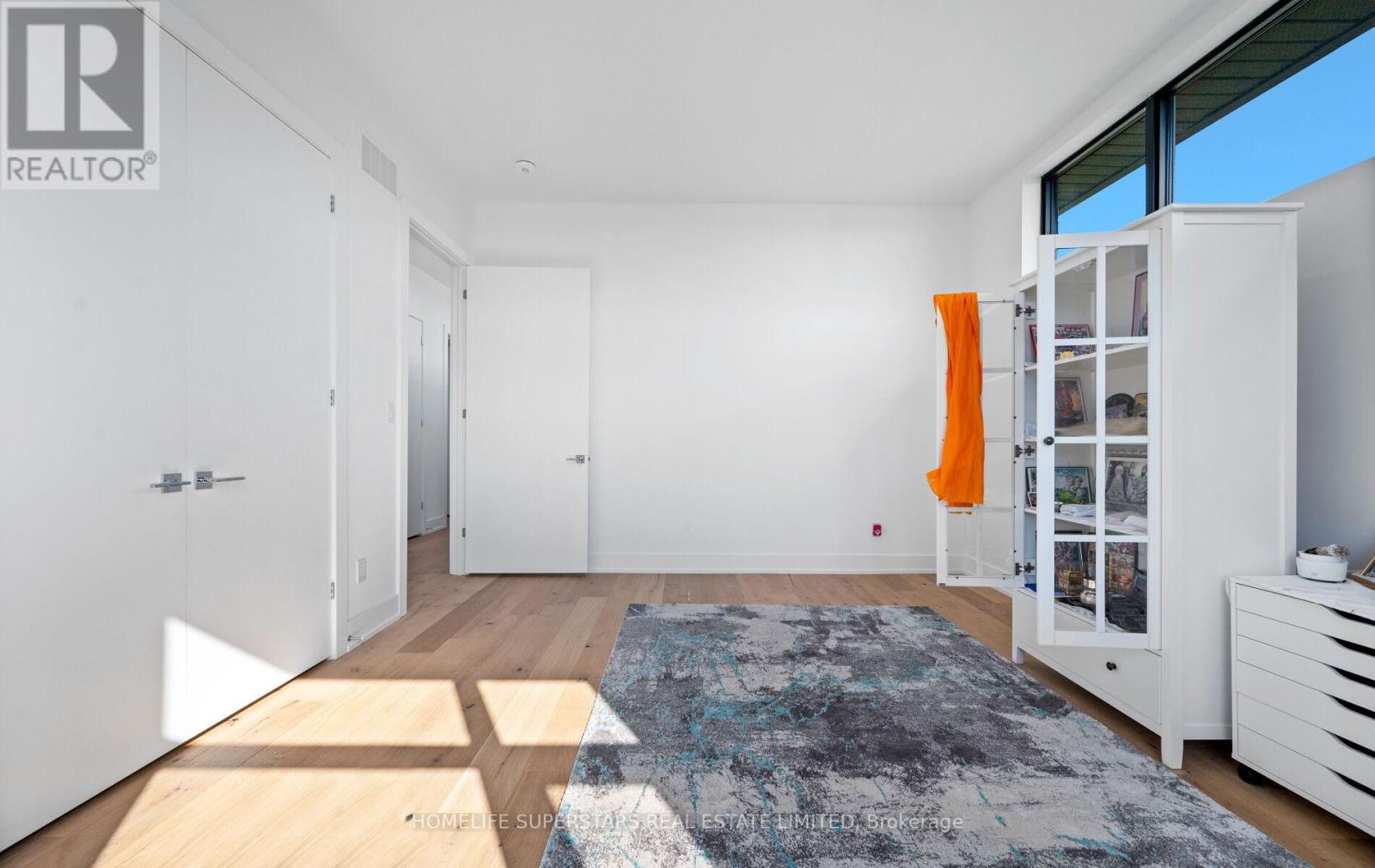 32 Sugarbush Court, Halton Hills (Rural Halton Hills), Ontario  L7G 4S7 - Photo 37 - W12433646