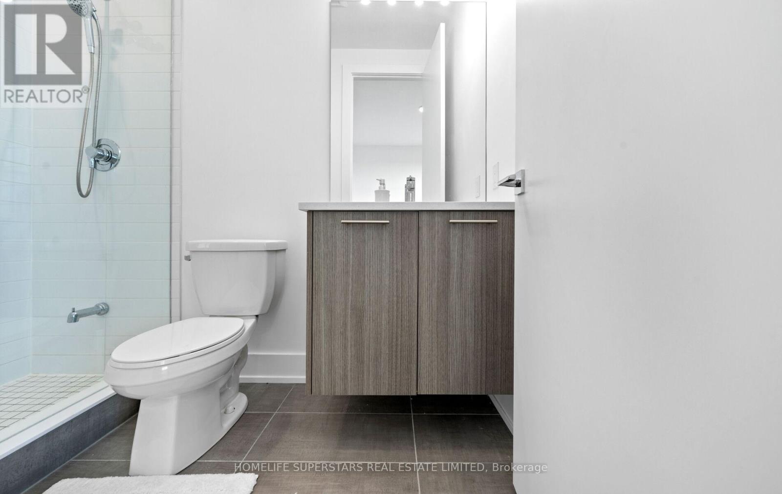 32 Sugarbush Court, Halton Hills (Rural Halton Hills), Ontario  L7G 4S7 - Photo 41 - W12433646