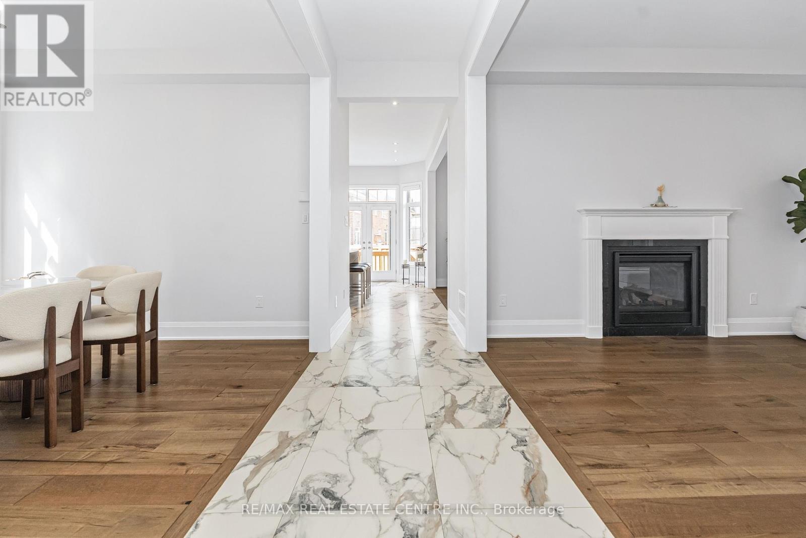 15369 Danby Road, Halton Hills (Georgetown), Ontario  L7G 5G2 - Photo 10 - W12435213