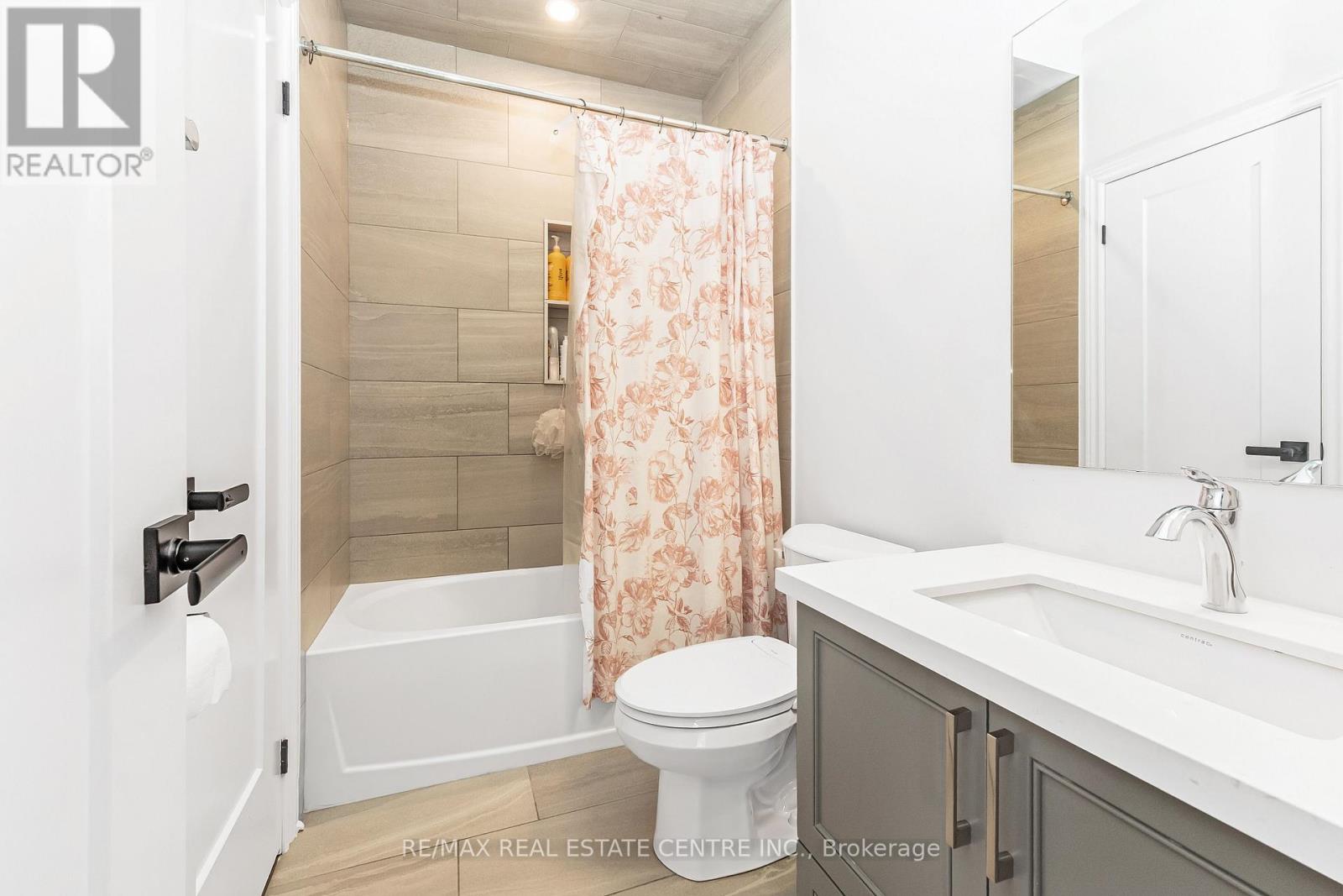 15369 Danby Road, Halton Hills (Georgetown), Ontario  L7G 5G2 - Photo 37 - W12435213