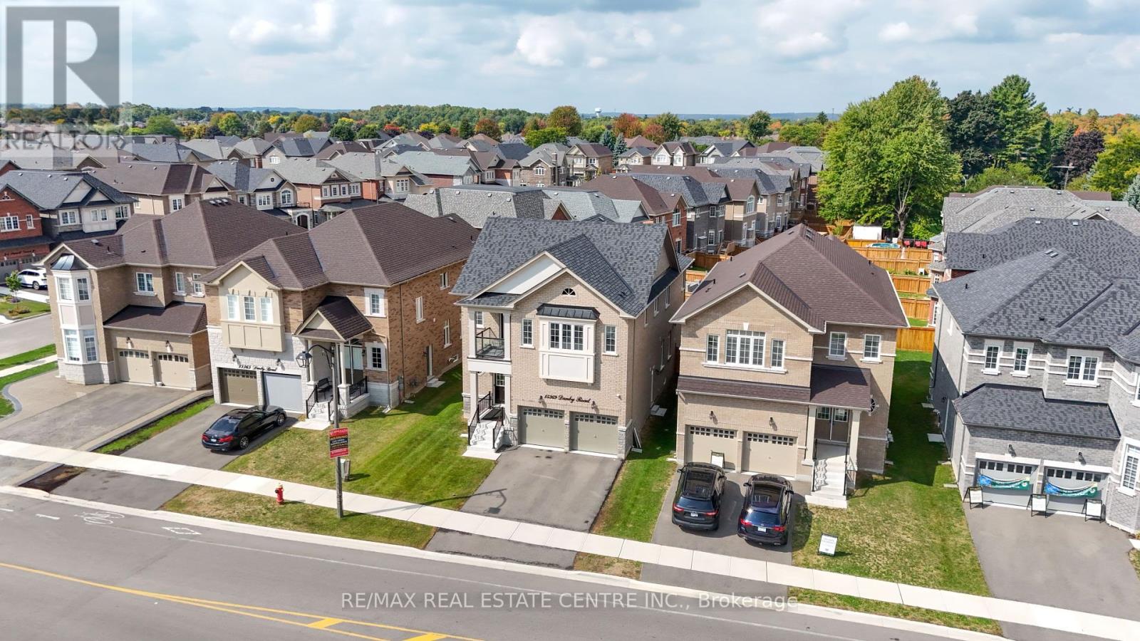 15369 Danby Road, Halton Hills (Georgetown), Ontario  L7G 5G2 - Photo 4 - W12435213