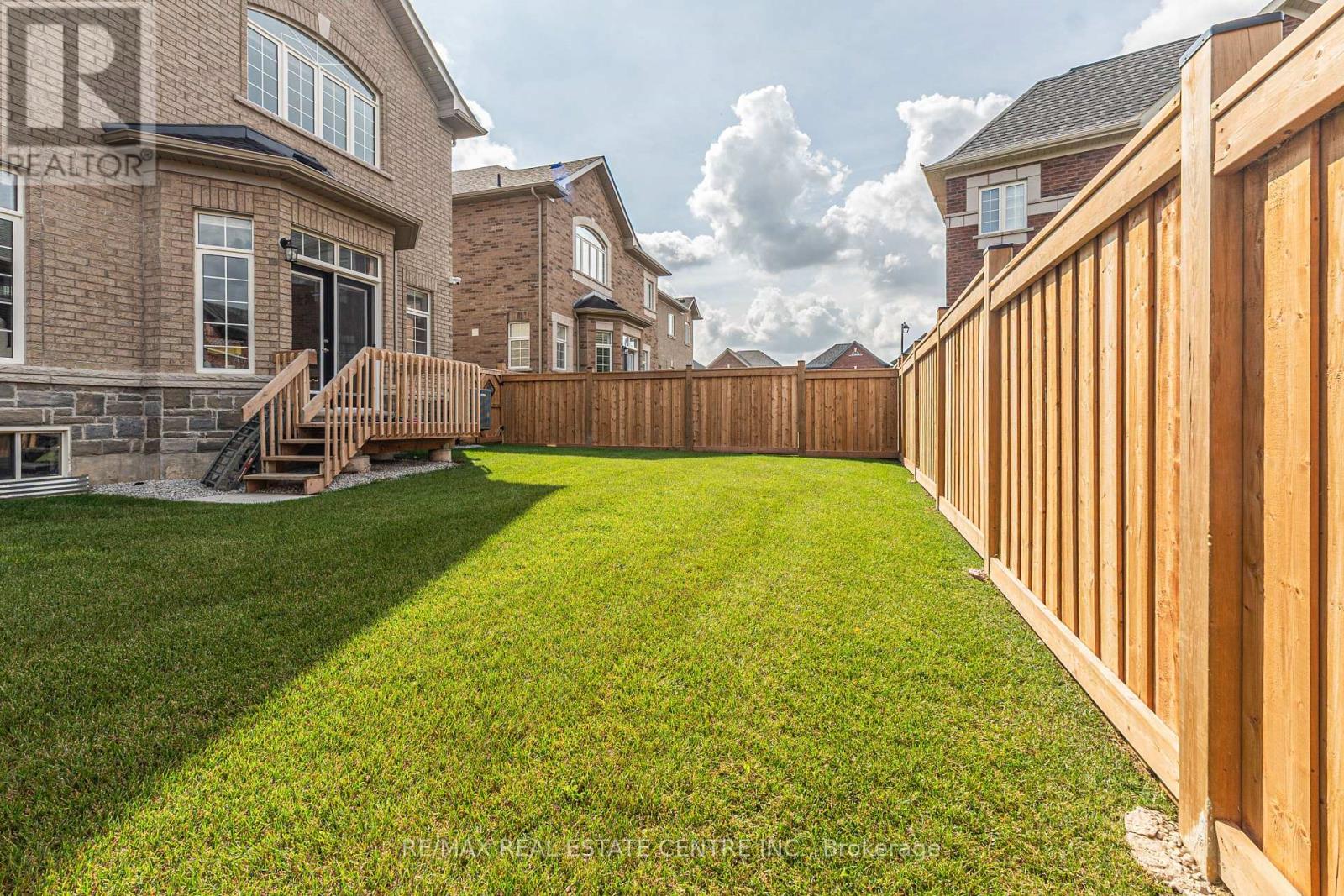 15369 Danby Road, Halton Hills (Georgetown), Ontario  L7G 5G2 - Photo 44 - W12435213