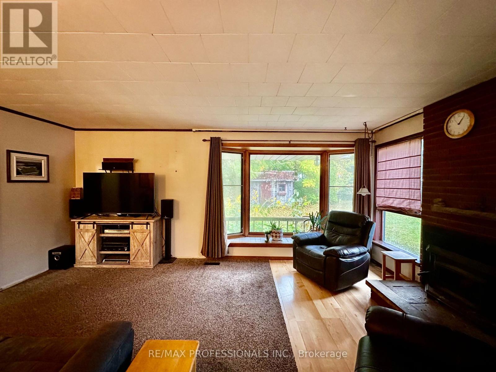 13958 Trafalgar Road, Halton Hills (Rural Halton Hills), Ontario  L7G 4S4 - Photo 7 - W12436176