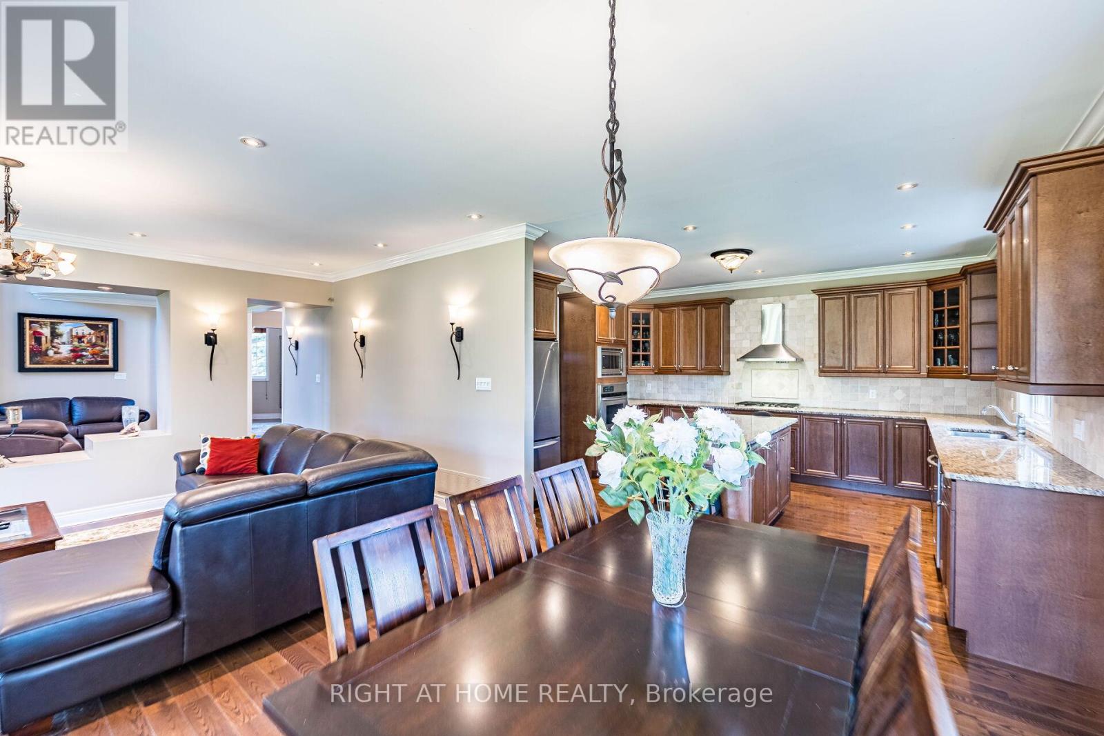 11150 Menzies Court, Milton (Brookville/haltonville), Ontario  L0P 1B0 - Photo 20 - W12441157