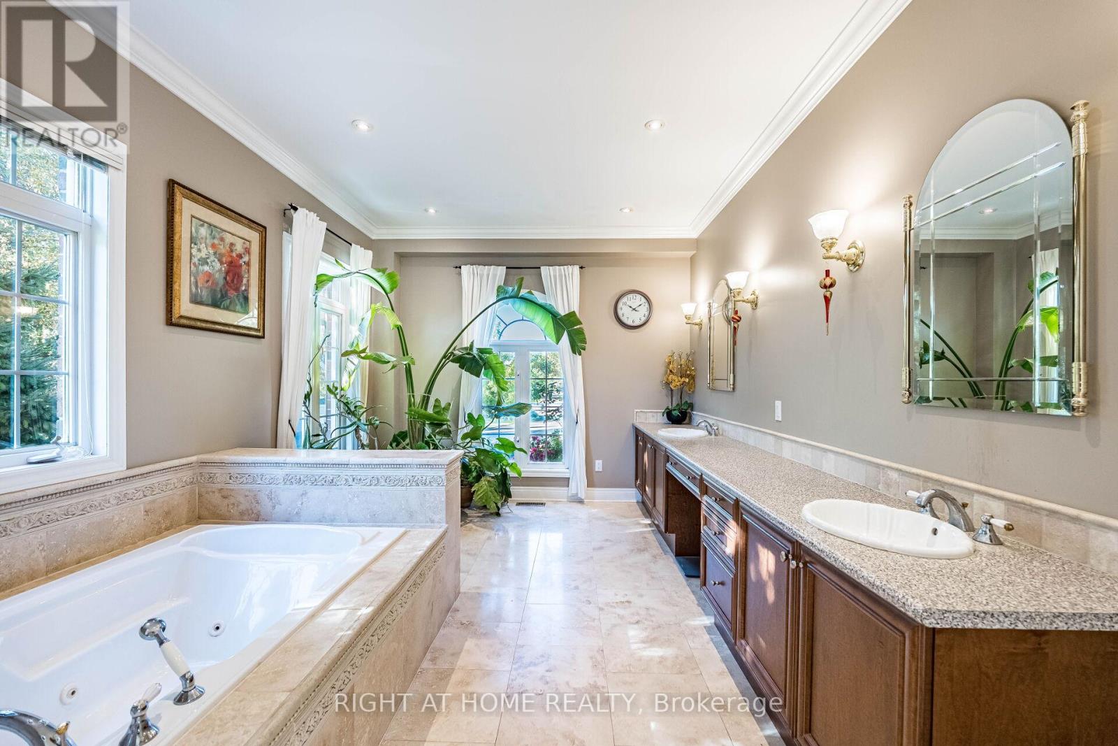 11150 Menzies Court, Milton (Brookville/haltonville), Ontario  L0P 1B0 - Photo 31 - W12441157