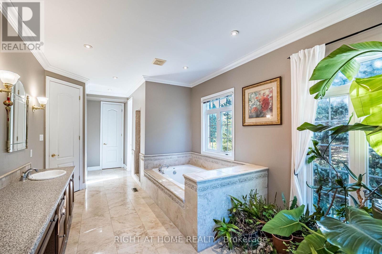 11150 Menzies Court, Milton (Brookville/haltonville), Ontario  L0P 1B0 - Photo 32 - W12441157