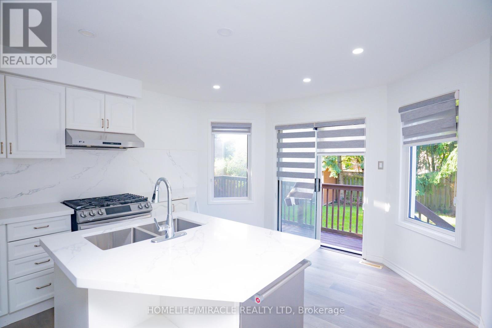 27 Killaloe Crescent, Halton Hills (Georgetown), Ontario  L7G 5N2 - Photo 17 - W12441720