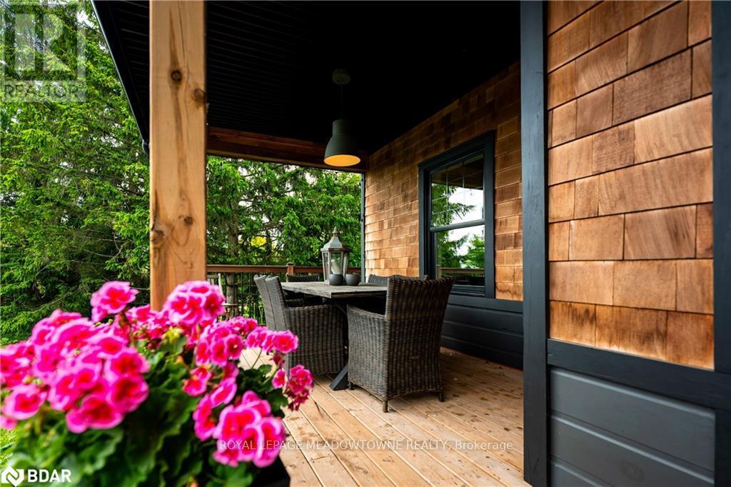 13394 Tenth Line, Halton Hills (Rural Halton Hills), Ontario  L7G 4S8 - Photo 7 - W12443164