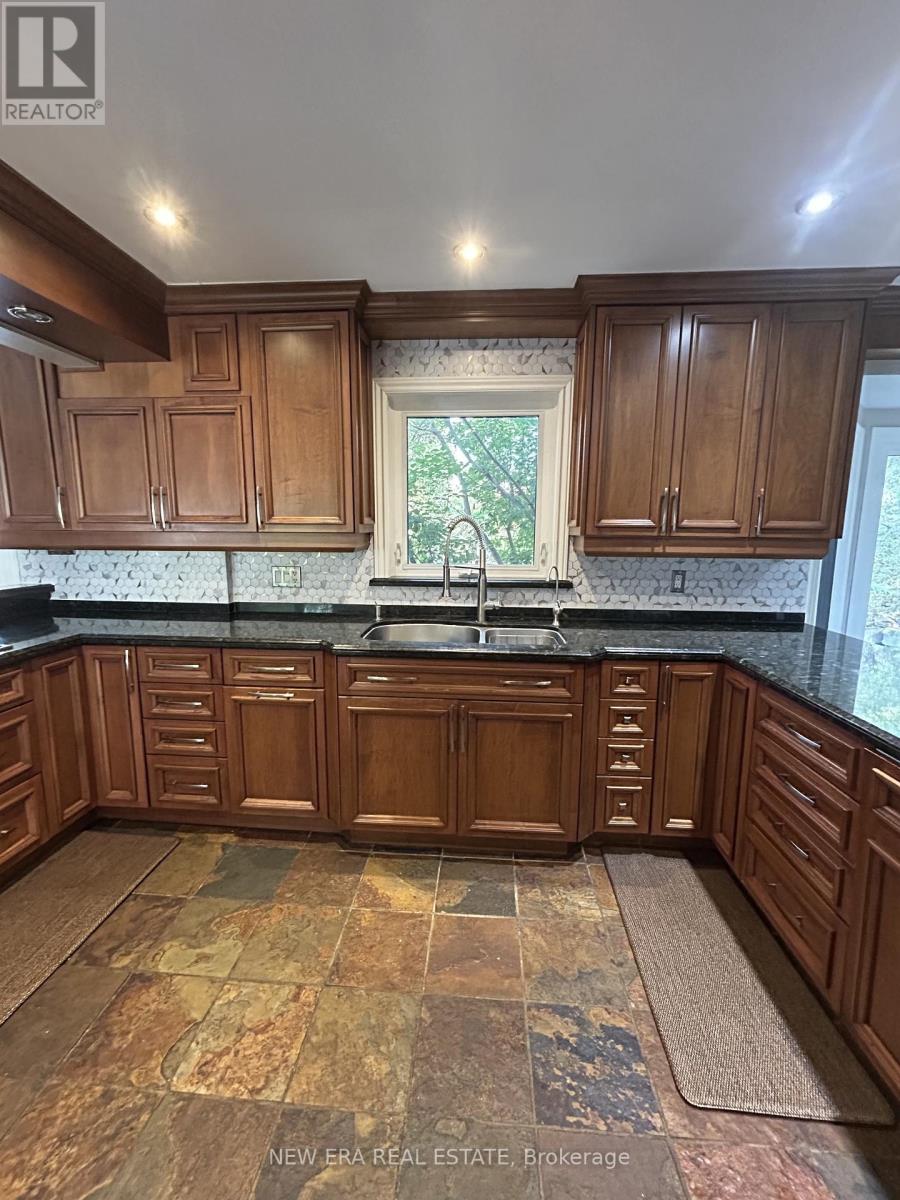 14227 Trafalgar Road, Halton Hills (Rural Halton Hills), Ontario  L7G 4S4 - Photo 21 - W12448835