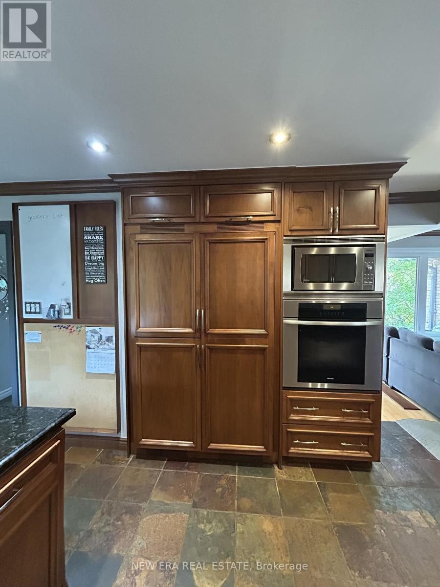 14227 Trafalgar Road, Halton Hills (Rural Halton Hills), Ontario  L7G 4S4 - Photo 23 - W12448835