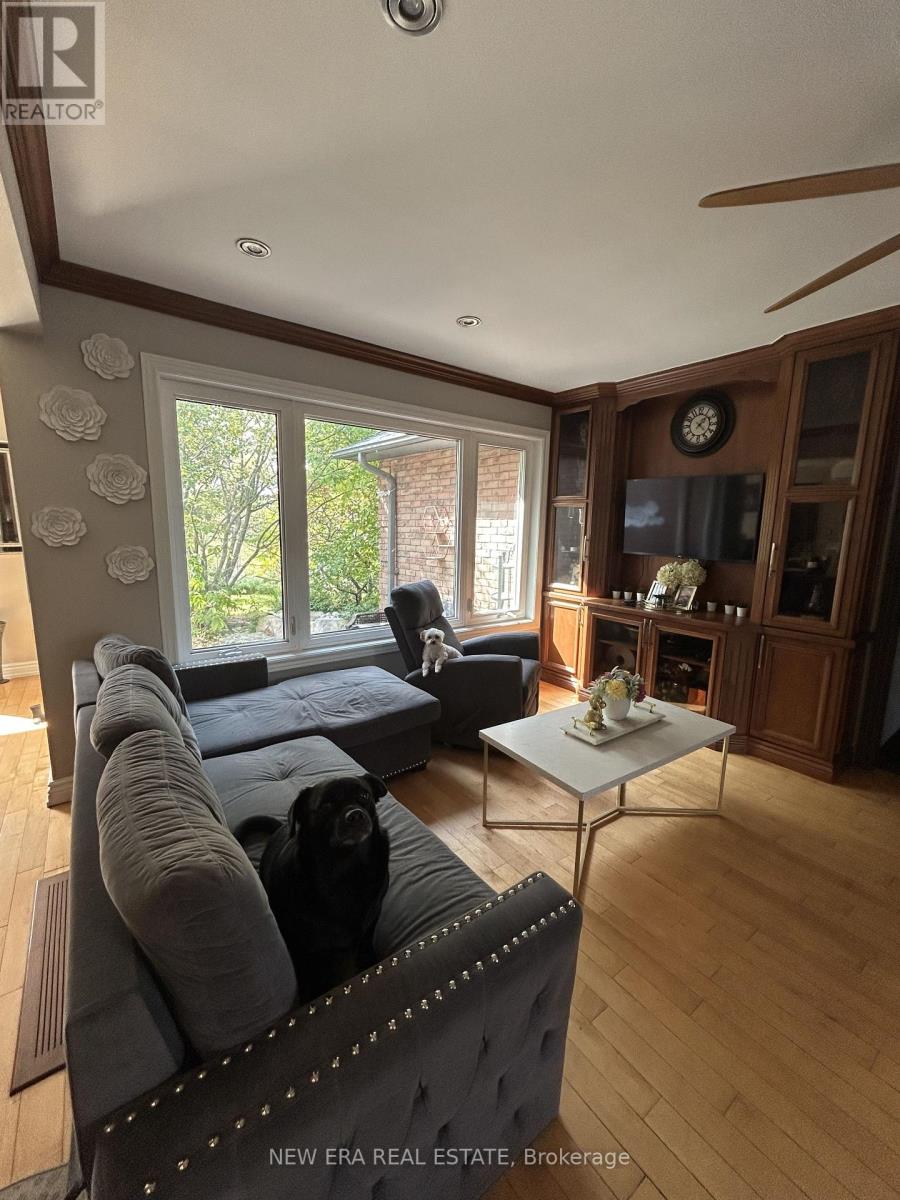 14227 Trafalgar Road, Halton Hills (Rural Halton Hills), Ontario  L7G 4S4 - Photo 36 - W12448835