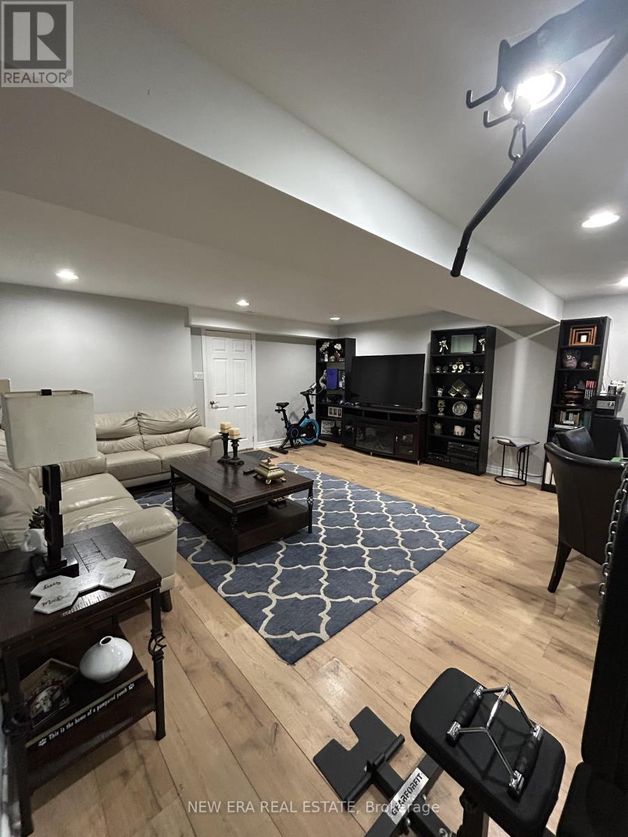 14227 Trafalgar Road, Halton Hills (Rural Halton Hills), Ontario  L7G 4S4 - Photo 44 - W12448835