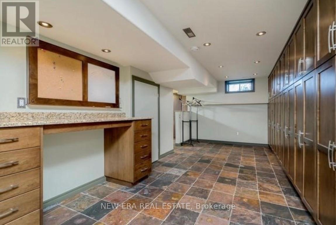 14227 Trafalgar Road, Halton Hills (Rural Halton Hills), Ontario  L7G 4S4 - Photo 45 - W12448835