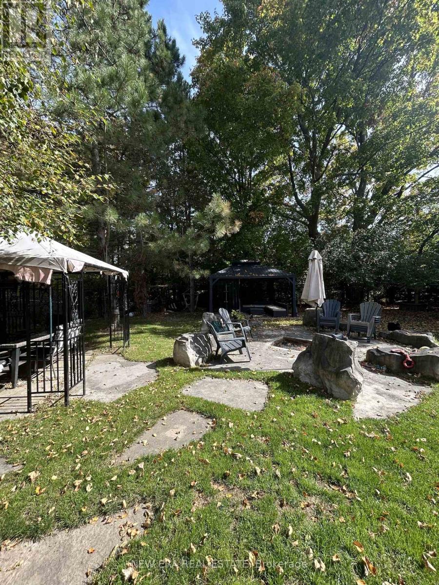 14227 Trafalgar Road, Halton Hills (Rural Halton Hills), Ontario  L7G 4S4 - Photo 49 - W12448835