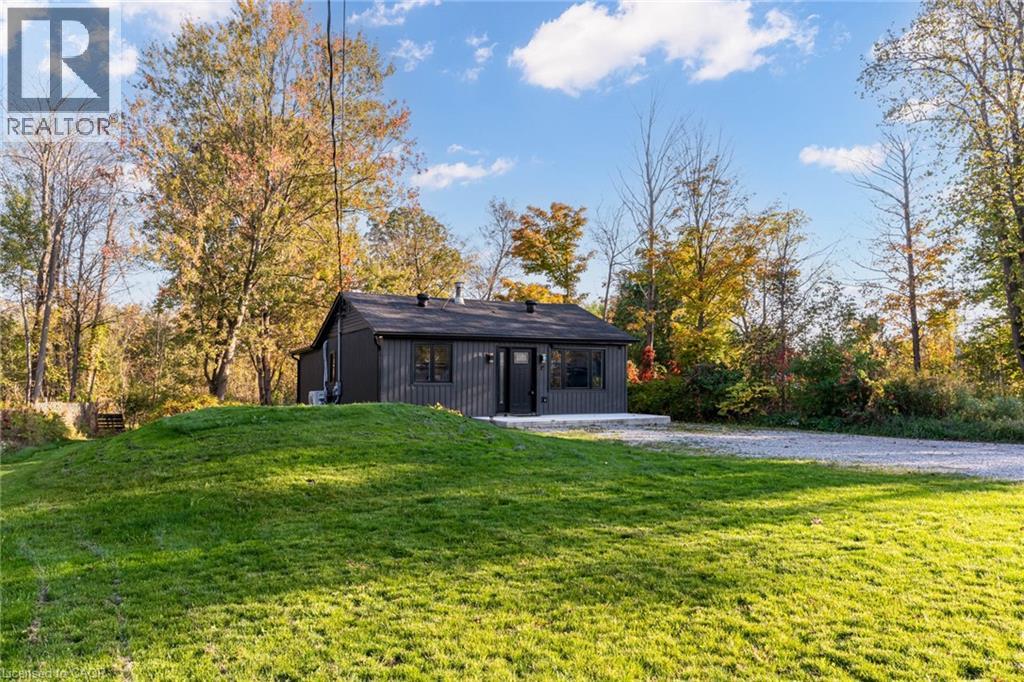 8 Mountsberg Road, Hamilton, Ontario  L0P 1B0 - Photo 4 - 40777062