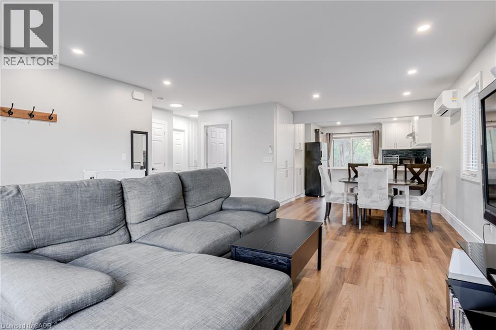 8 Mountsberg Road, Hamilton, Ontario  L0P 1B0 - Photo 5 - 40777062