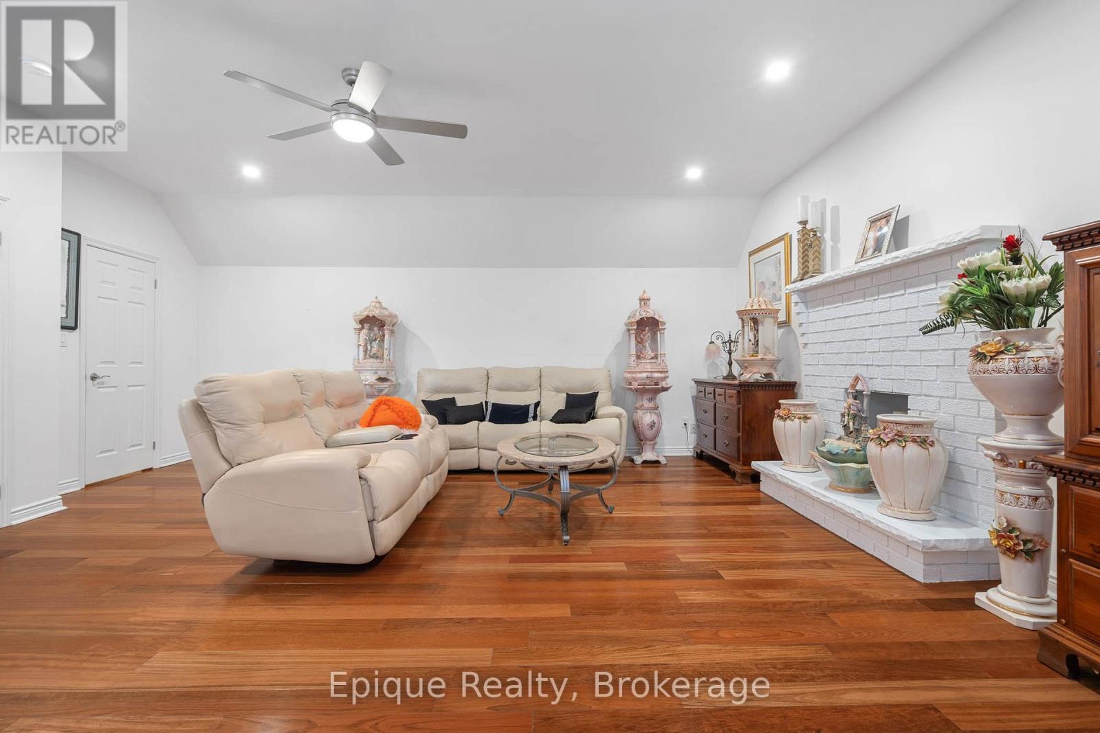 71 Mae Court, Milton (Campbellville), Ontario  L0P 1B0 - Photo 21 - W12450333