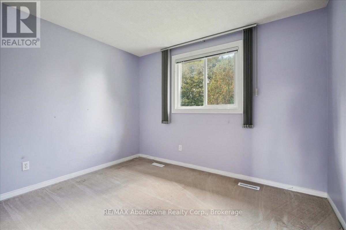 14 Norman Avenue, Halton Hills (Ac Acton), Ontario  L7J 2R4 - Photo 26 - W12451487
