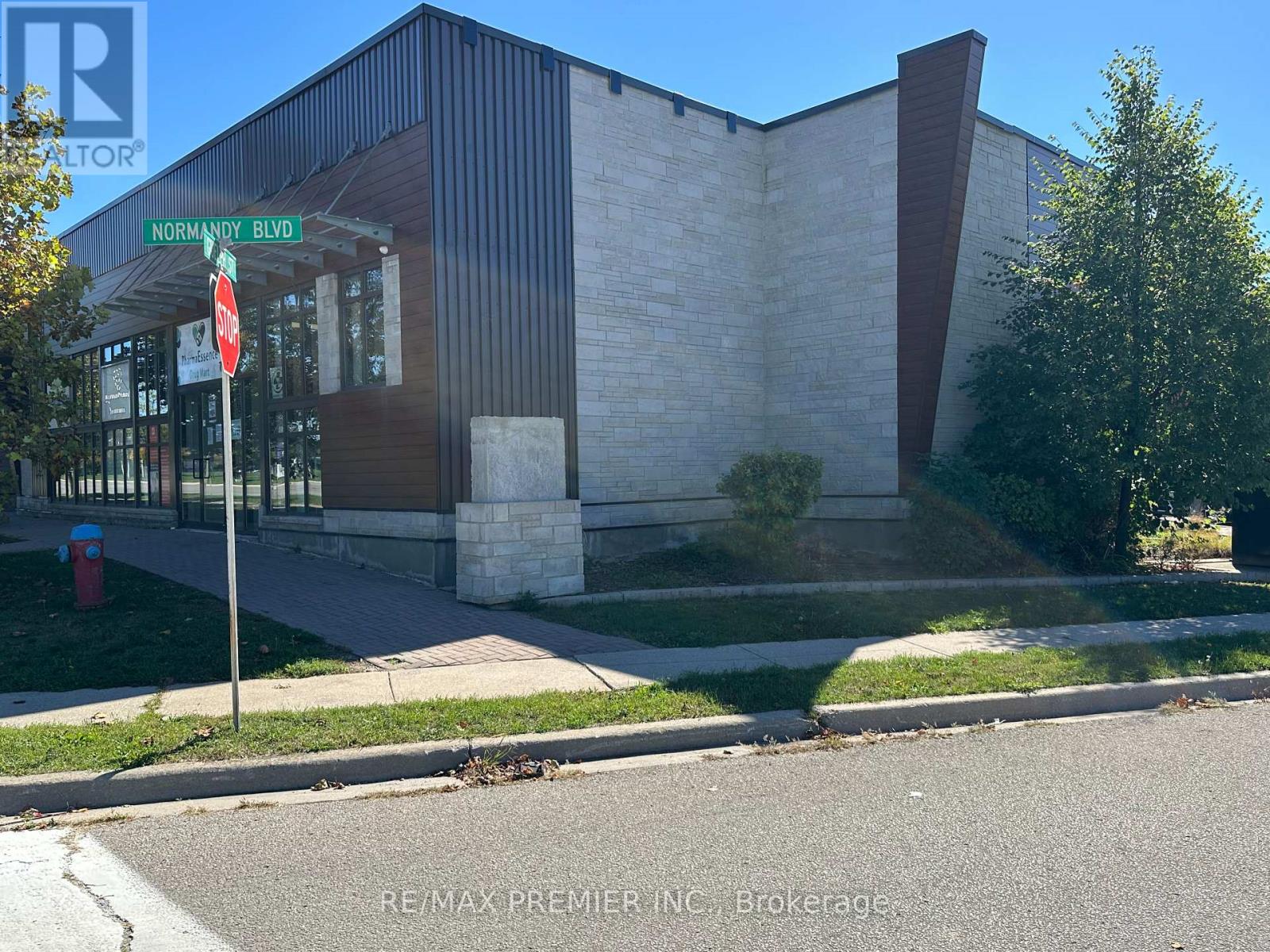 120 Guelph Street, Halton Hills (Georgetown), Ontario  L7G 4A4 - Photo 34 - W12451385