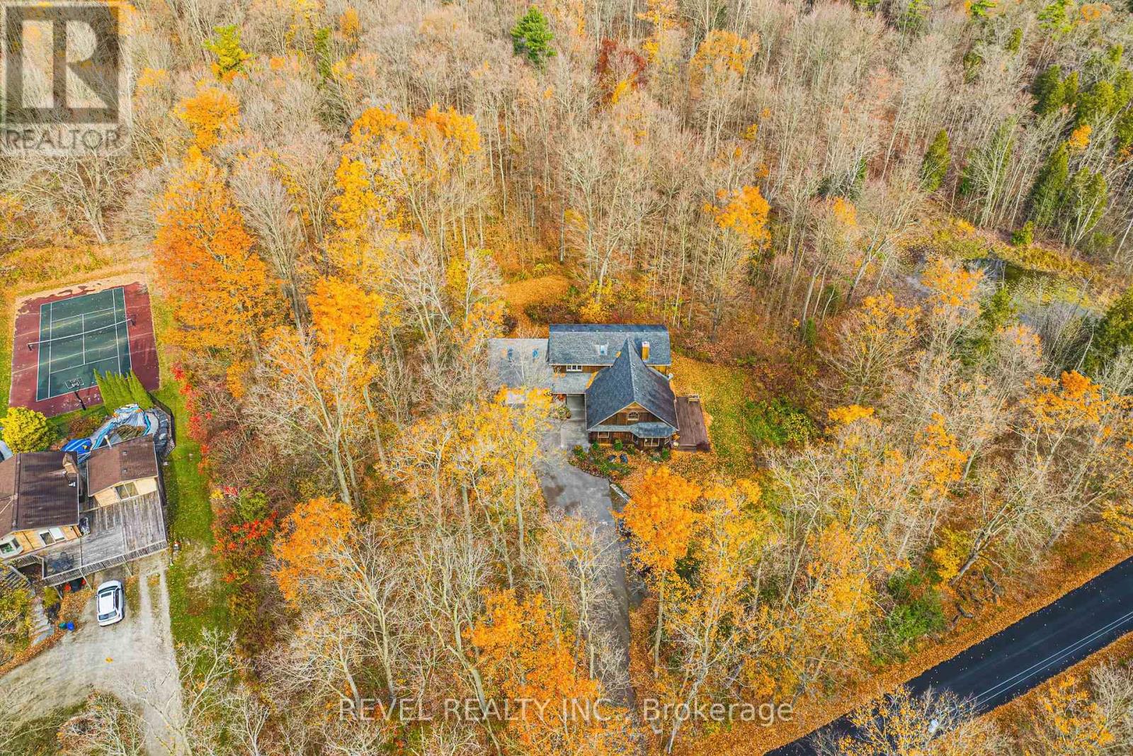 1325 3 Side Road, Milton (Campbellville), Ontario  L0P 1B0 - Photo 41 - W12454013