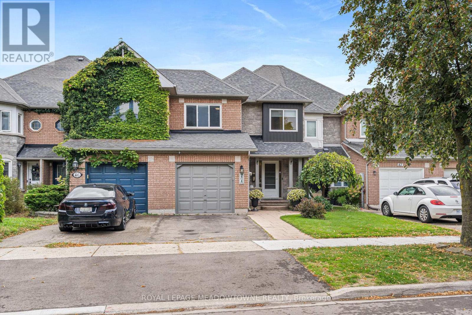 44 James Young Drive, Halton Hills (Georgetown), Ontario  L7G 5S5 - Photo 1 - W12454086