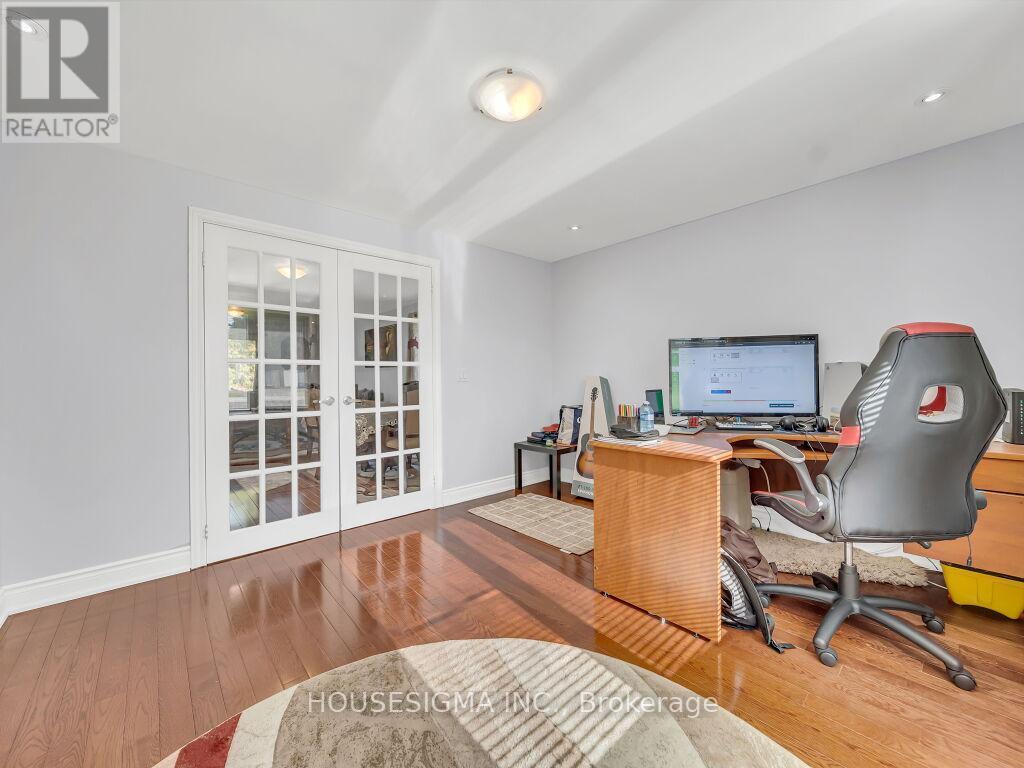 12571 Regional Rd 25 Road, Halton Hills (Rural Halton Hills), Ontario  L7J 2M1 - Photo 13 - W12454480