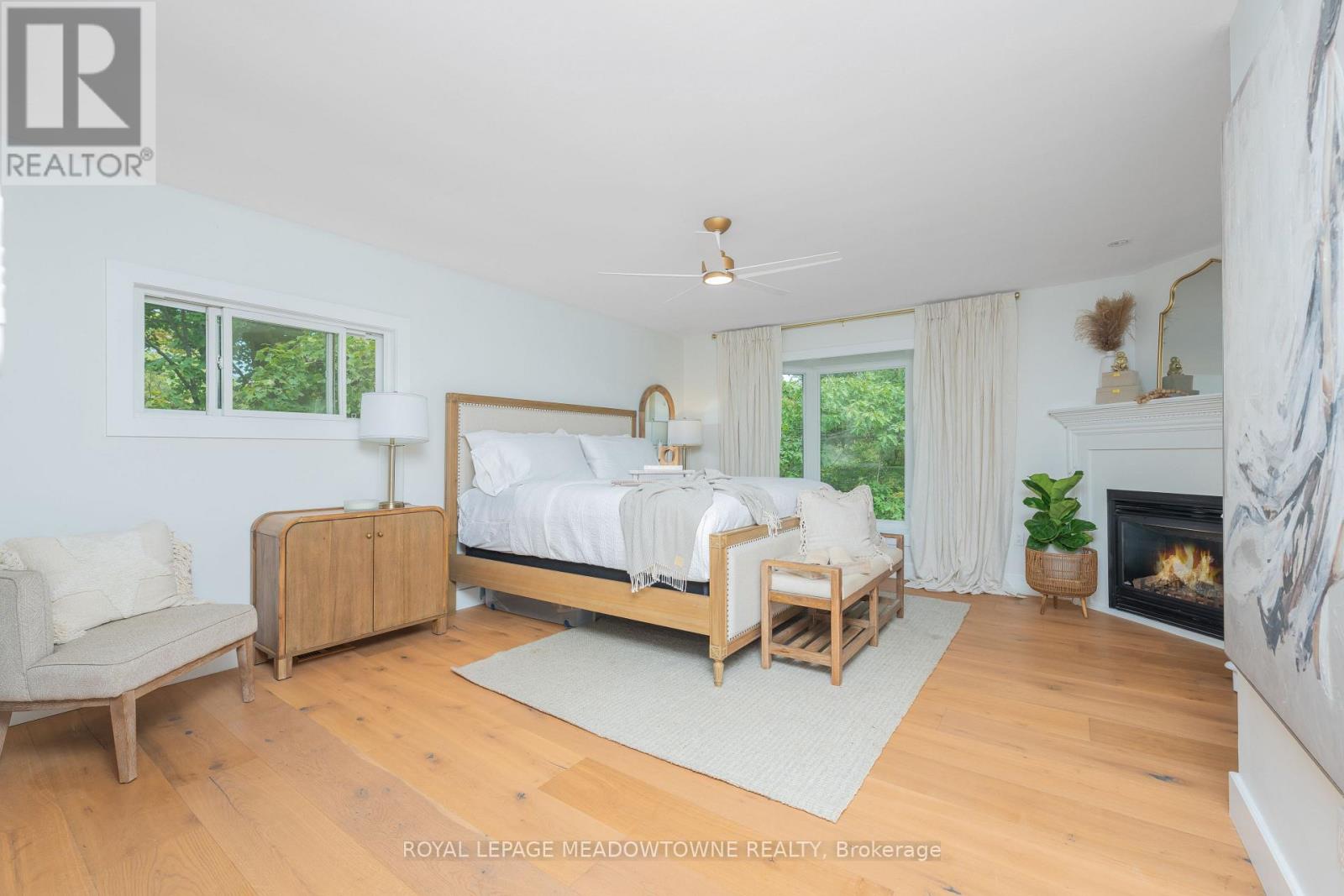 27 Tweedle Street, Halton Hills (Glen Williams), Ontario  L7G 3S6 - Photo 17 - W12460105