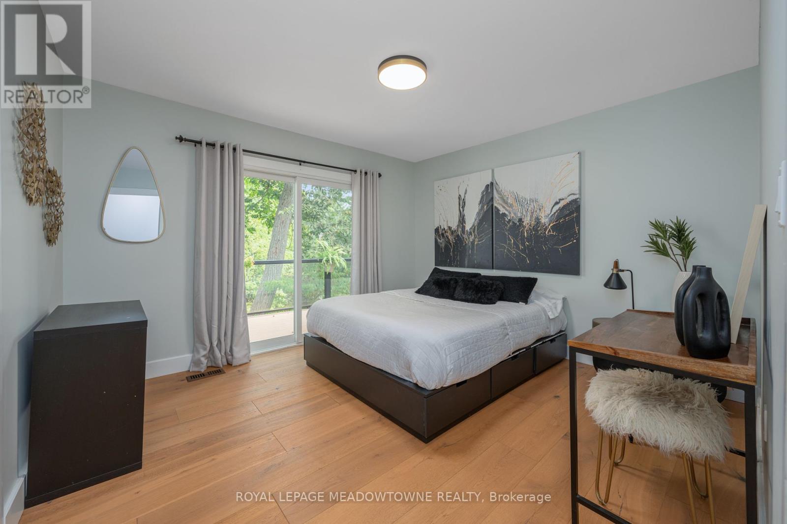 27 Tweedle Street, Halton Hills (Glen Williams), Ontario  L7G 3S6 - Photo 23 - W12460105