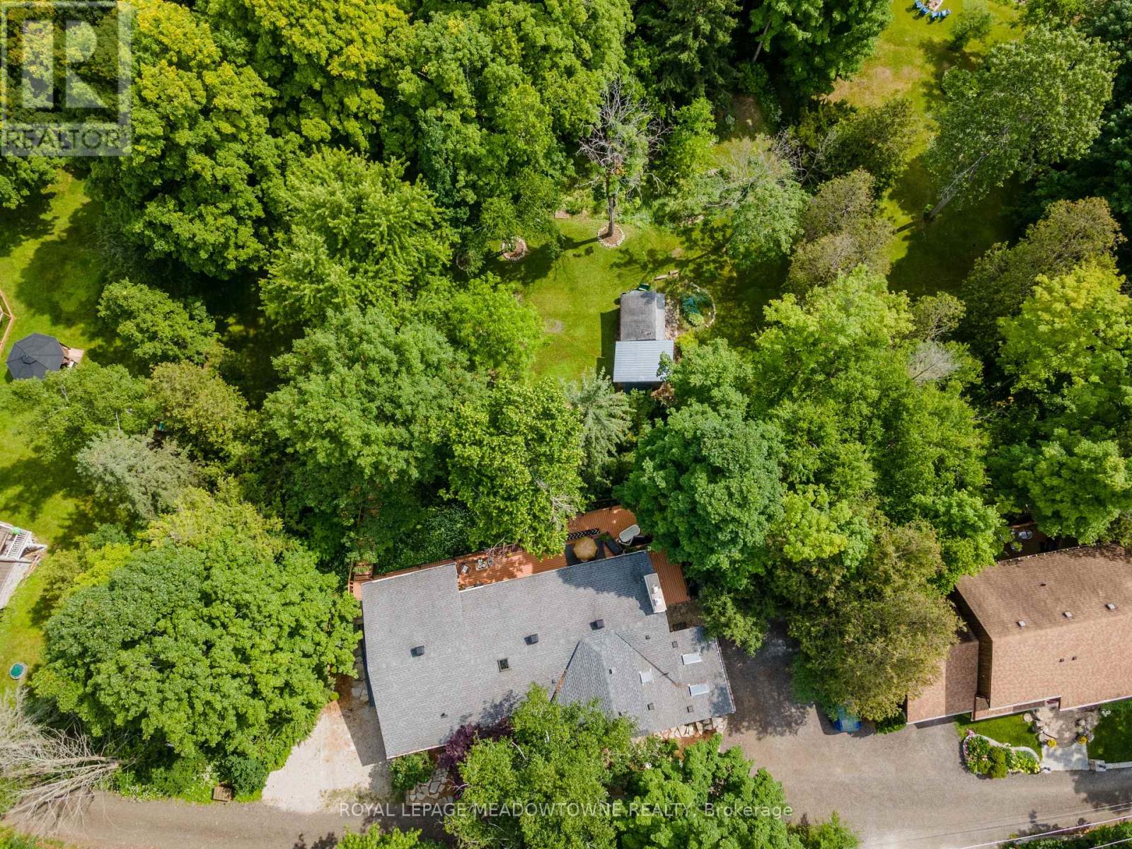 27 Tweedle Street, Halton Hills (Glen Williams), Ontario  L7G 3S6 - Photo 45 - W12460105