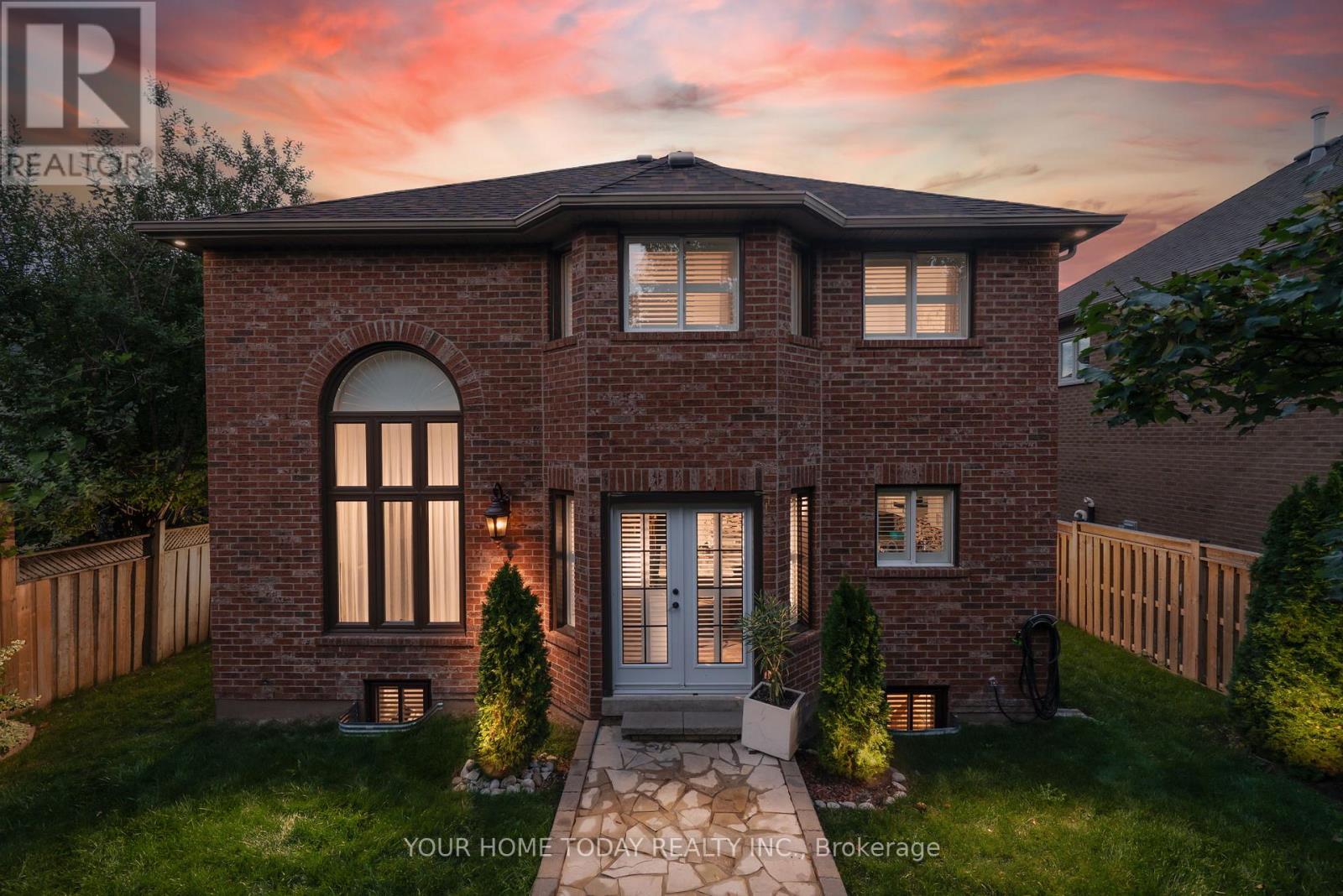 49 Miller Drive, Halton Hills (Georgetown), Ontario  L7G 5P7 - Photo 46 - W12460559