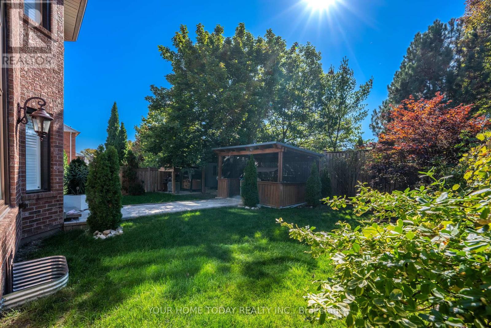 49 Miller Drive, Halton Hills (Georgetown), Ontario  L7G 5P7 - Photo 48 - W12460559