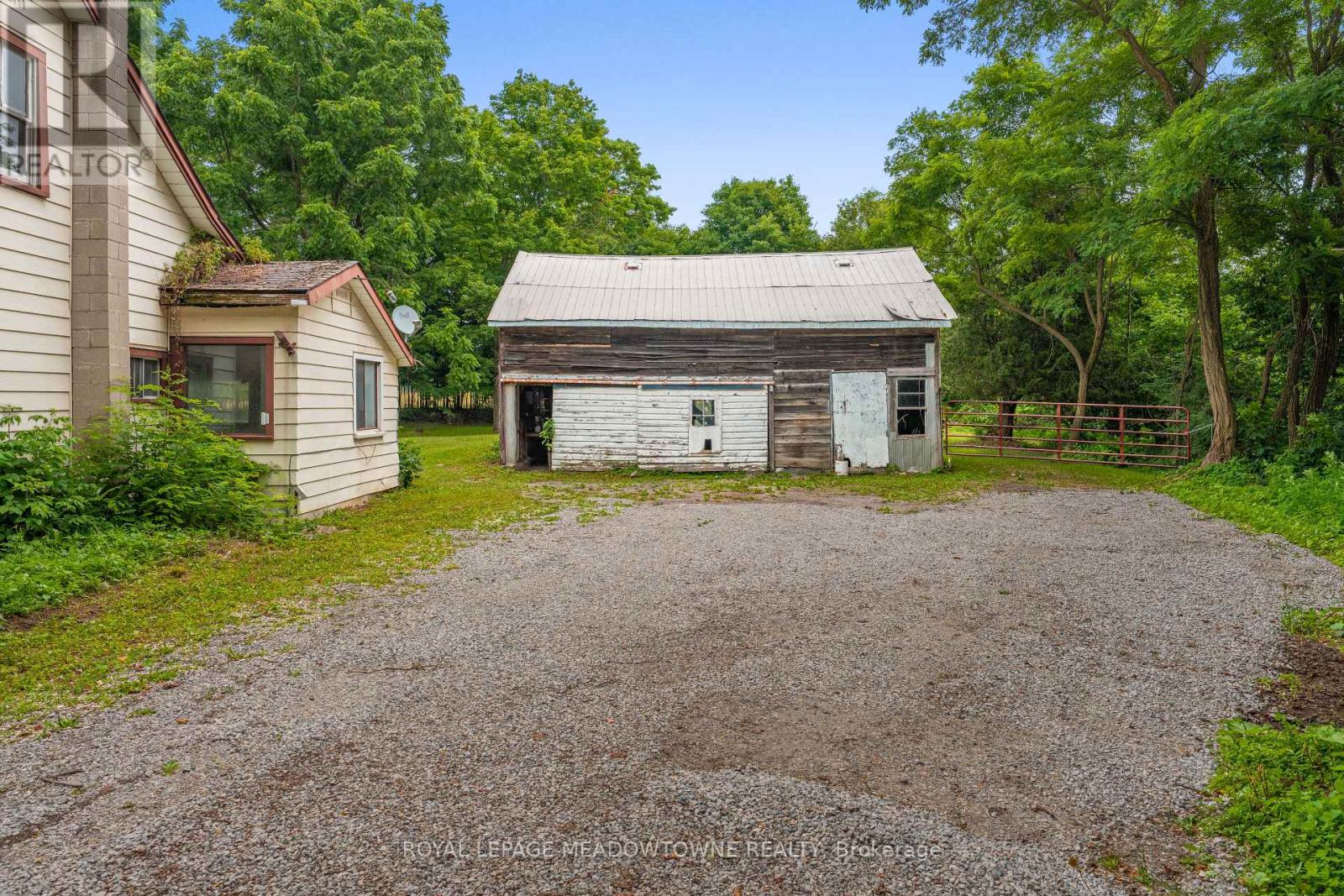 12363 Elizabeth Street, Halton Hills (Limehouse), Ontario  L0P 1H0 - Photo 11 - W12462319