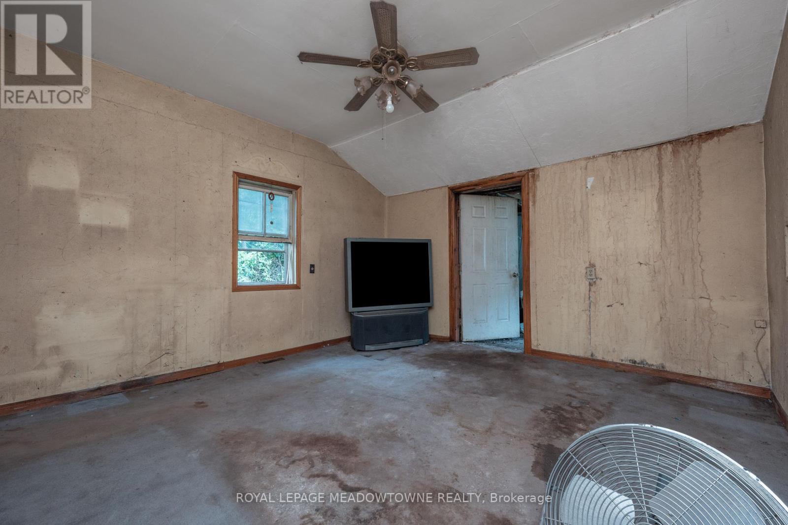 12363 Elizabeth Street, Halton Hills (Limehouse), Ontario  L0P 1H0 - Photo 17 - W12462319