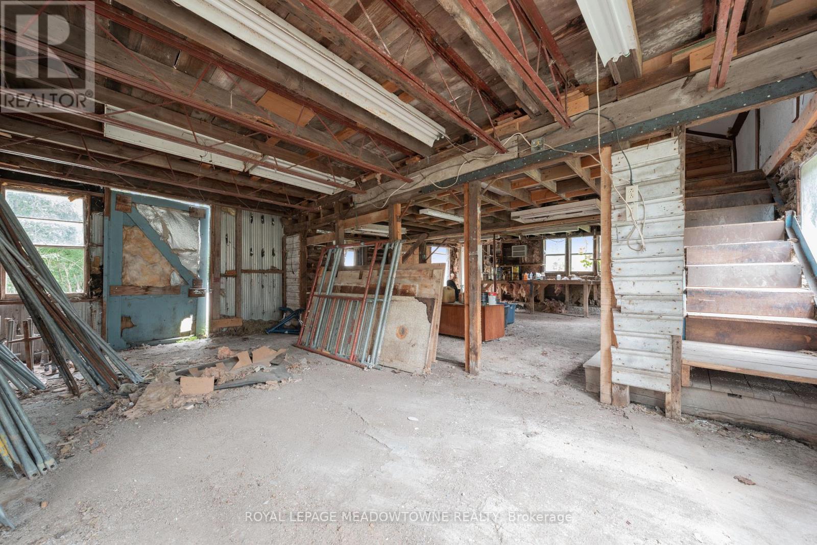 12363 Elizabeth Street, Halton Hills (Limehouse), Ontario  L0P 1H0 - Photo 28 - W12462319