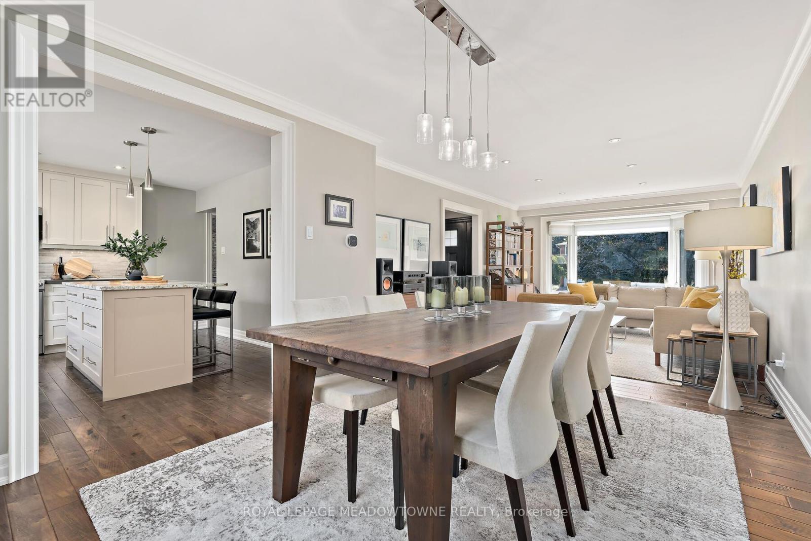 25 Hillside Drive, Halton Hills (Georgetown), Ontario  L7G 4W2 - Photo 14 - W12462440