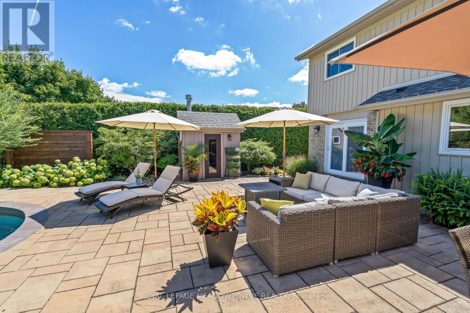 25 Hillside Drive, Halton Hills (Georgetown), Ontario  L7G 4W2 - Photo 36 - W12462440