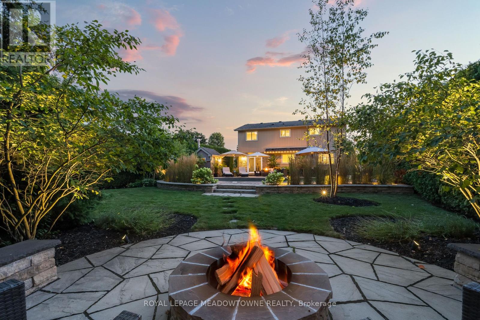 25 Hillside Drive, Halton Hills (Georgetown), Ontario  L7G 4W2 - Photo 47 - W12462440